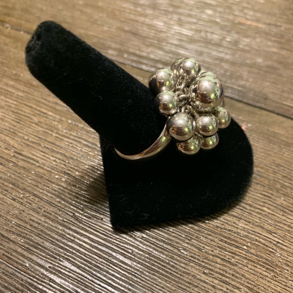 .925 Silver Bunch of Grapes Ring... - Picture 3 of 3